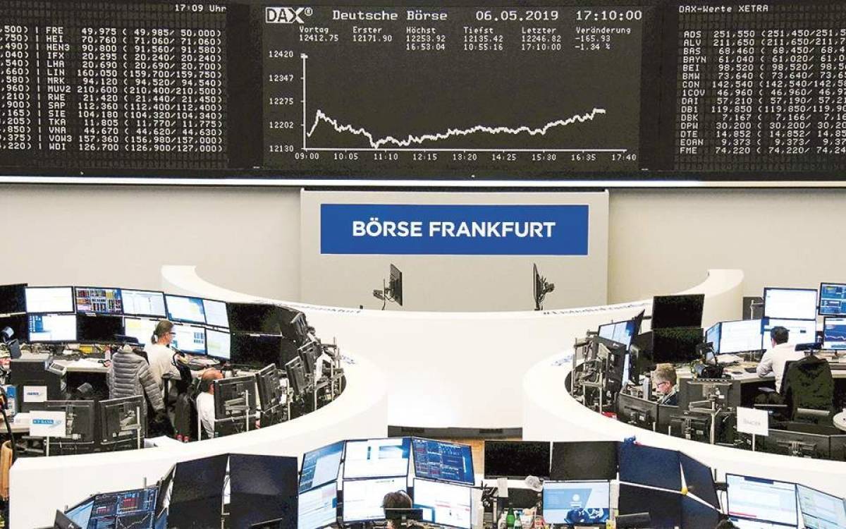 Νευρικότητα στις ευρωαγορές που αποτιμούν το αποτέλεσμα της Συνόδου Κορυφής