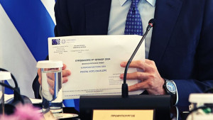Κεραμέως για επιστολική ψήφο: Διευκολύνεται ο ψηφοφόρος- Η διαδικασία