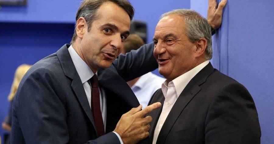 Εν αναμονή της αποχώρησης του Κ. Καραμανλή...