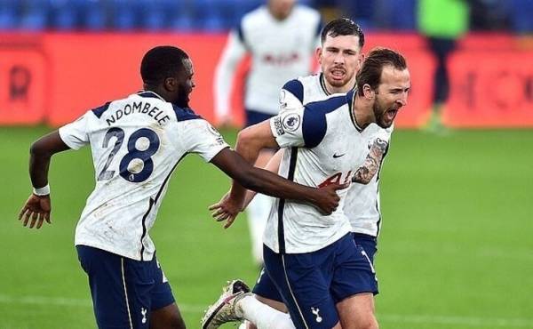 Μεγάλα ντέρμπι απόψε σε Super League και Premier League