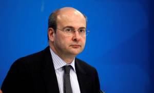 Χατζηδάκης: Καταργήθηκαν 68 υπηρεσίες του ΕΦΚΑ από τα ΚΕΠ