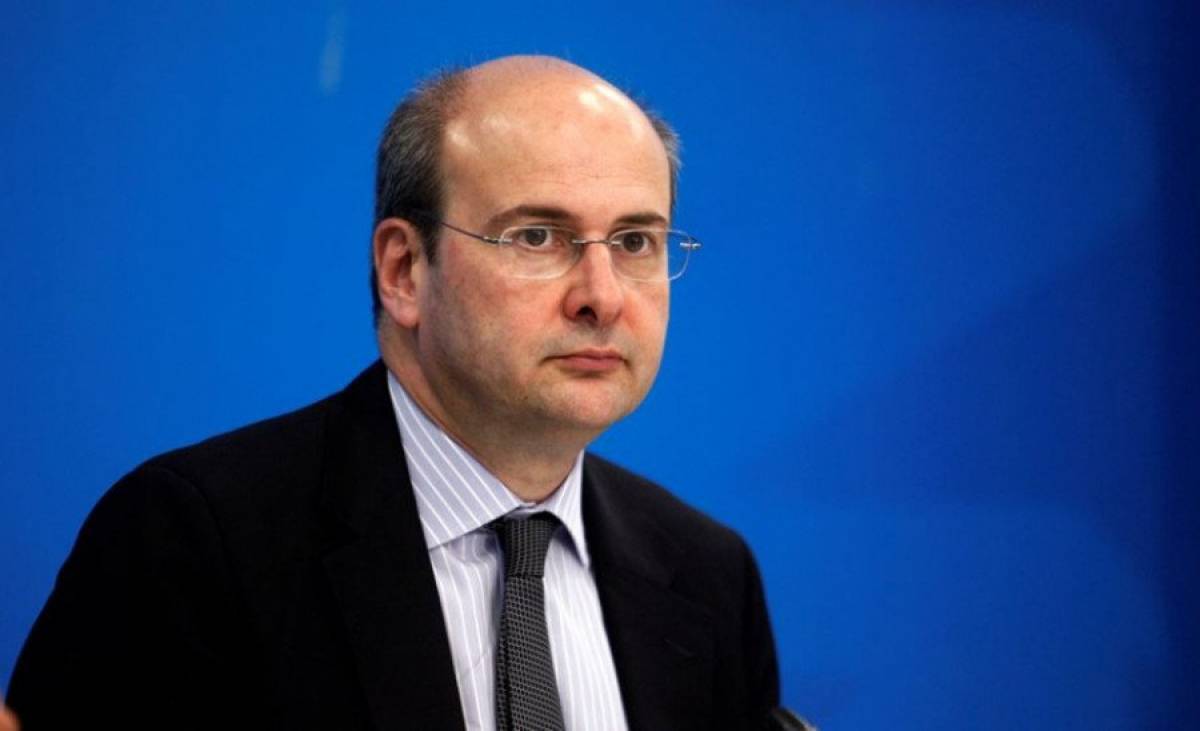 Χατζηδάκης: Καταργήθηκαν 68 υπηρεσίες του ΕΦΚΑ από τα ΚΕΠ