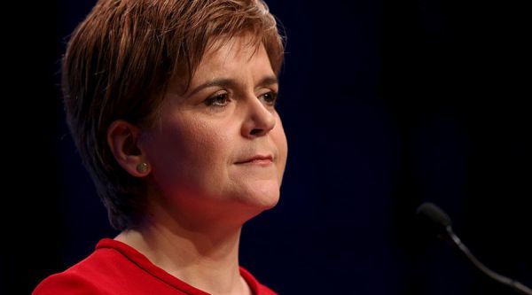 Sturgeon: Θα υπάρξει νέο δημοψήφισμα για την ανεξαρτησία της Σκωτίας