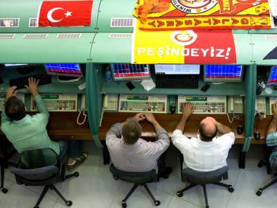 Τουρκικός... ιός απειλεί την Ευρώπη- Συναγερμός στην ΕΚΤ