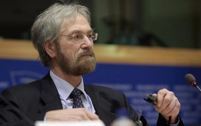 Πράετ: Τα μέτρα της ΕΚΤ μπορεί να αναπροσαρμοστούν