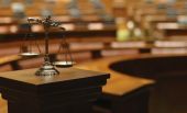 Η σχέση και η επιρροή της ποινικής δίκης στη διοικητική