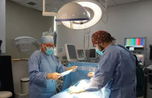 Κατατέθηκε η τροπολογία για τα χειρουργεία ιδιωτών γιατρών στο ΕΣΥ