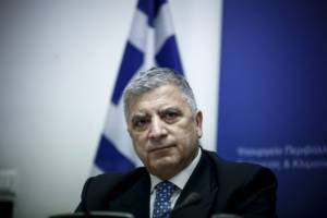 Πατούλης: Ολοκληρωμένο σχέδιο για αντιμετώπιση των προβλημάτων στις άδειες οδήγησης