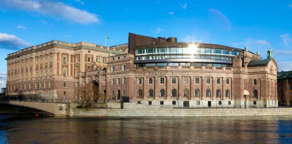 Σουηδία: Φορολόγηση των τραπεζών για τη χρηματοδότηση της άμυνας