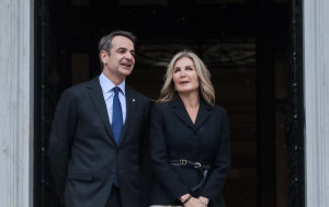 Μητσοτάκης: Θα υπερασπιστώ τη Μαρέβα ως μάρτυρας στο δικαστήριο
