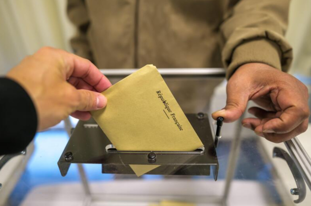 Γαλλία: Αυξάνονται οι αποδόσεις των ομολόγων-Οι επενδυτές φοβούνται δημοσιονομικό εκτροχιασμό