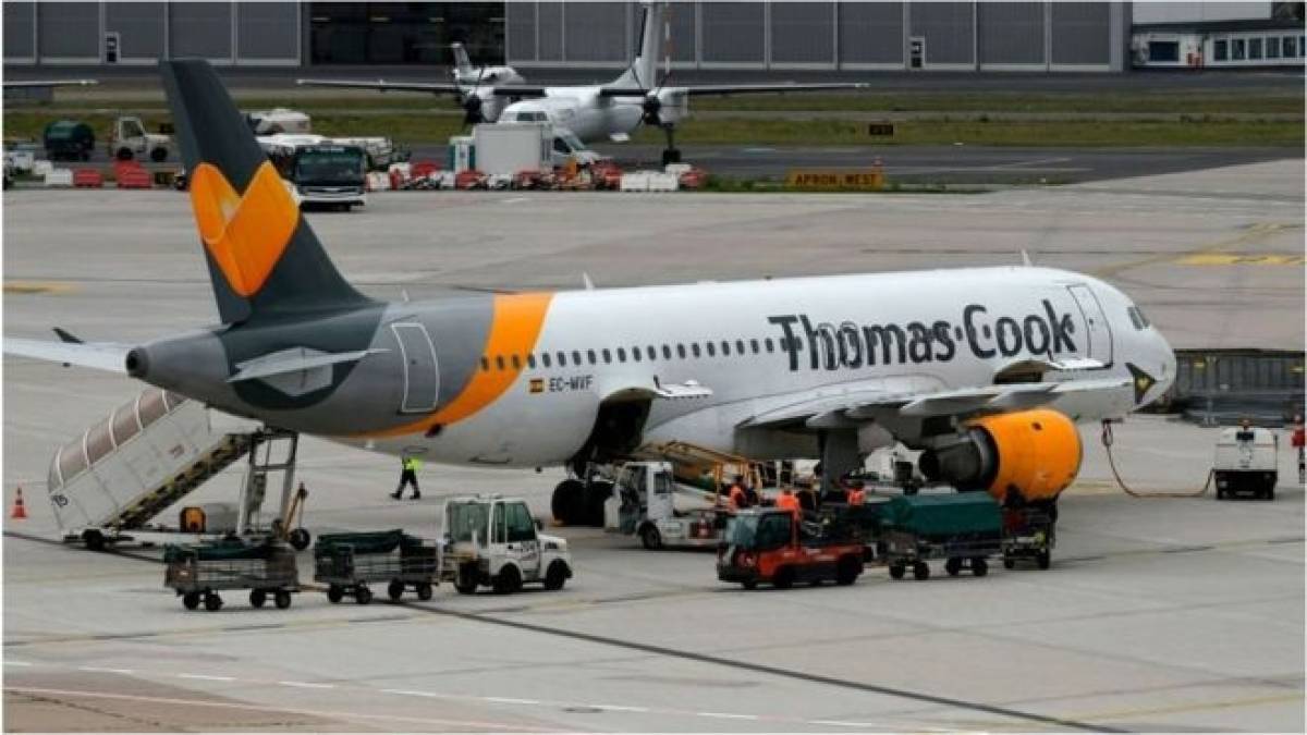 Επιστρέφουν οι τελευταίοι τουρίστες που είχαν εγκλωβιστεί λόγω Thomas Cook