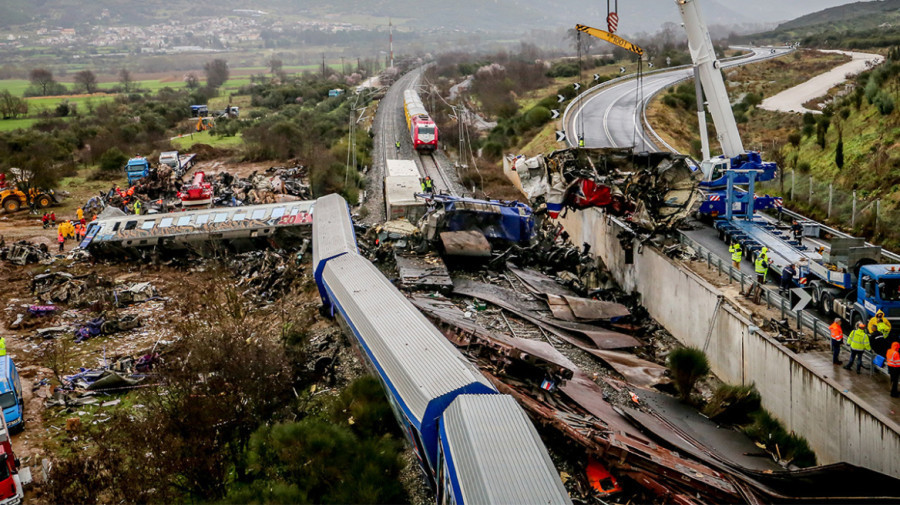 ΔΣΑ: Κάλεσμα στη συγκέντρωση στο Σύνταγμα το Σάββατο για την επέτειο της τραγωδίας των Τεμπών