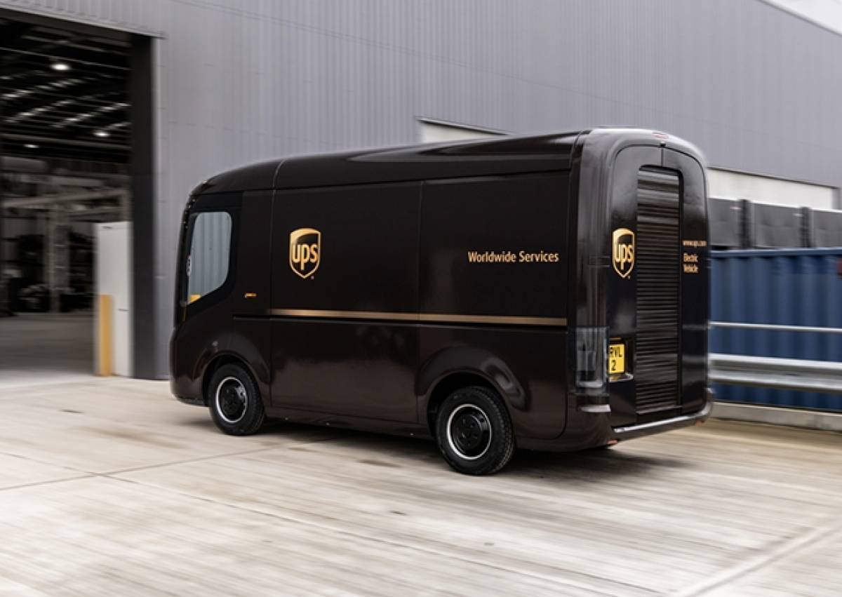 UPS: Καθαρά έσοδα 1,8 δισ. δολάρια το δεύτερο τρίμηνο