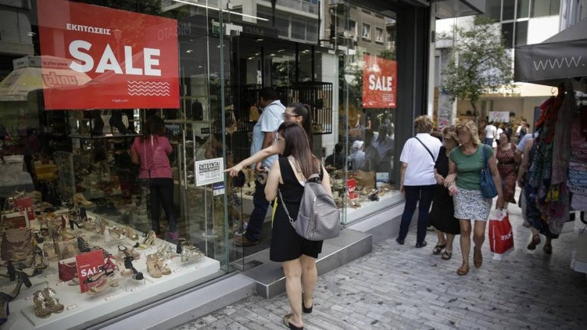 «Πρεμιέρα» για τις θερινές εκπτώσεις - Μέχρι πότε θα διαρκέσουν