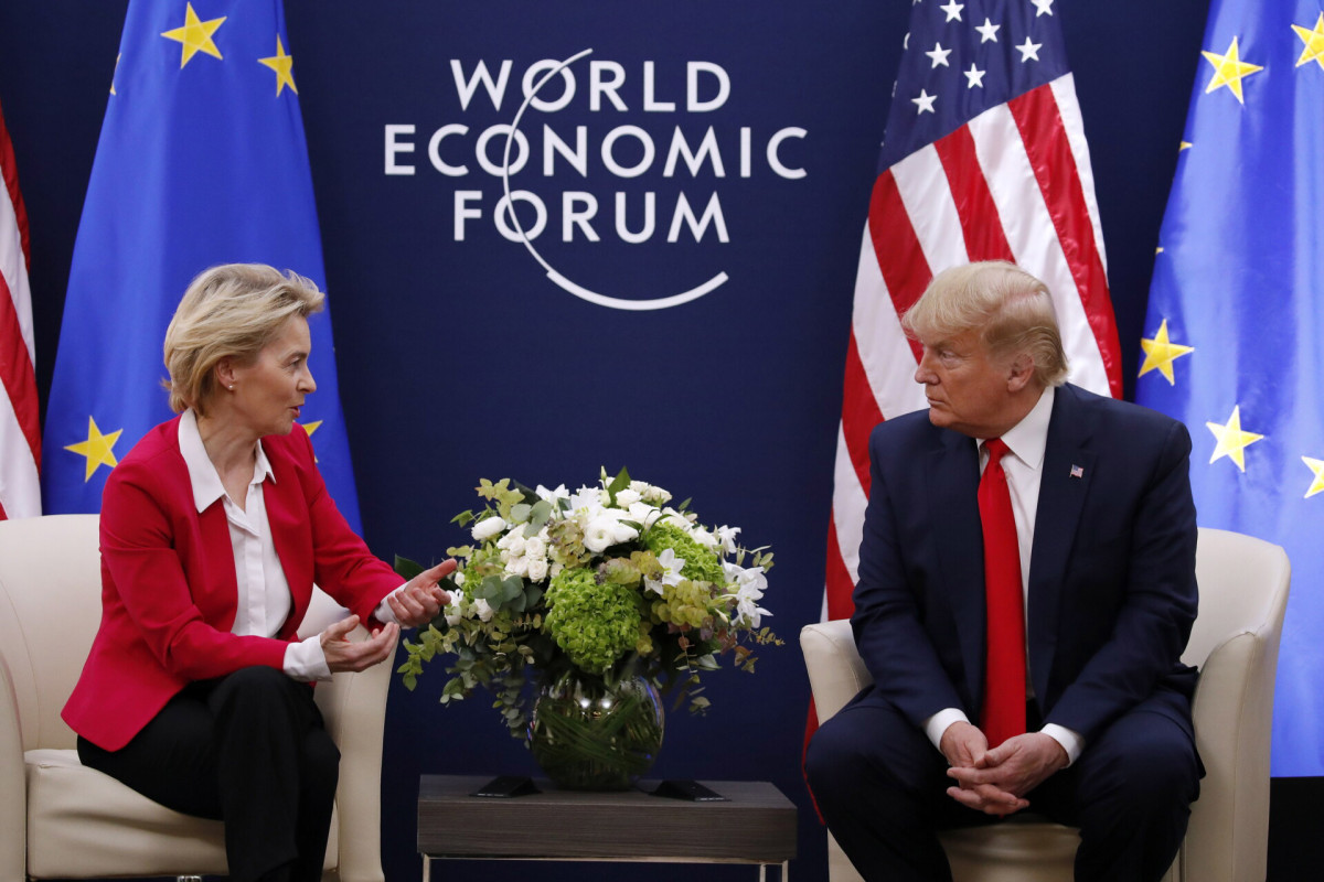 Politico: Πώς ο Ντόναλντ Τραμπ έγινε «πρόεδρος» της Ευρώπης