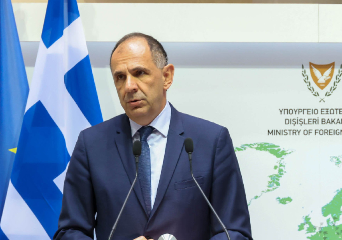 Γεραπετρίτης: Είμαστε ανήσυχοι με την κλιμάκωση της βίας στο Ισραήλ
