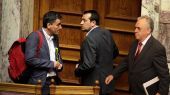 Διαστημική κόντρα Τσακαλώτου-Παππά