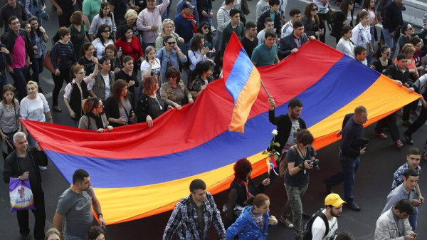 Αρμενία: Διαδηλώσεις κατά της παραχώρησης εδαφών στο Αζερμπαϊτζάν