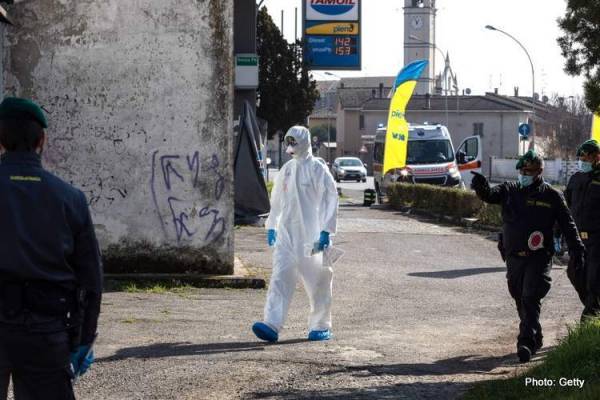 Ιταλία: Στους 12 οι νεκροί από τον κοροναϊό