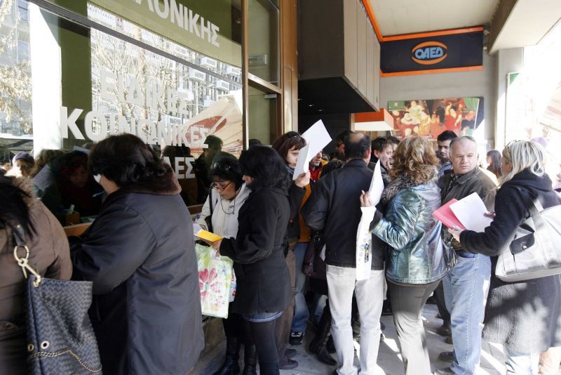 Αναρτήθηκαν οι λίστες με τους ωφελούμενους των προγραμμάτων του ΟΑΕΔ