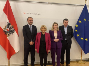 Βούλτεψη: Η Ελλάδα προστατεύει συγχρόνως σύνορα και ανθρώπους