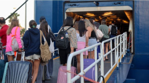 «Πρελούδιο» για τον εσωτερικό τουρισμό το τριήμερο του Αγίου Πνεύματος - Τα δείγματα του «ταξιδεύω δεν ξοδεύω»