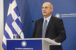 Οικονόμου για Τσίπρα: Ταυτισμένος με τον λαϊκισμό και το ψέμα