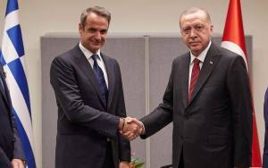 «Πρέπει να κάνει κι η Ελλάδα υποχωρήσεις έναντι της Τουρκίας»