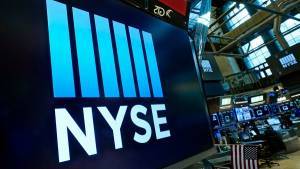 Ελεγχόμενη πτώση στη Wall Street- Διάλειμμα από το ανοδικό σερί