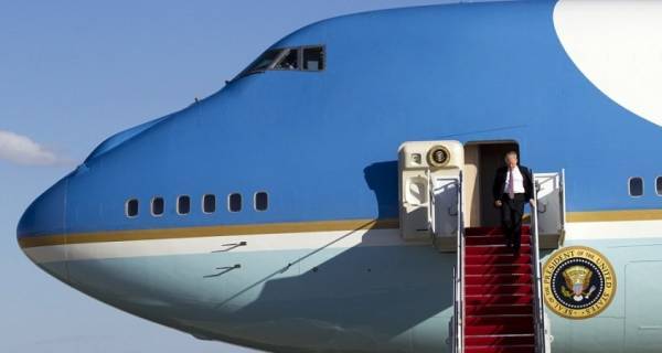 Στάση στη Σούδα έκανε τα ξημερώματα το Air Force One