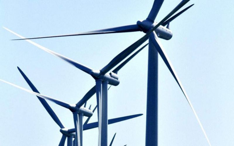 Τροπολογία για υβριδικούς σταθμούς σε νησιά: Πώς αντιδρά η αγορά