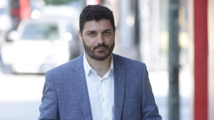 Ο Τεμπονέρας παραιτήθηκε από τον ΣΥΡΙΖΑ και συντάσσεται με τον Τσίπρα