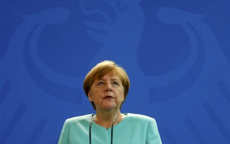 Brexit-Μέρκελ: «Τομή για την Ευρώπη-Να ενισχύσουμε τις αξίες μας»