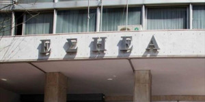 Απεβίωσε ο δημοσιογράφος Μανώλης Σπανάκος