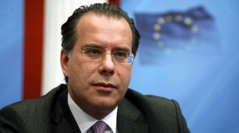 Κουμουτσάκος: Πράξη καθήκοντος το αίτημα για πρόωρες εκλογές