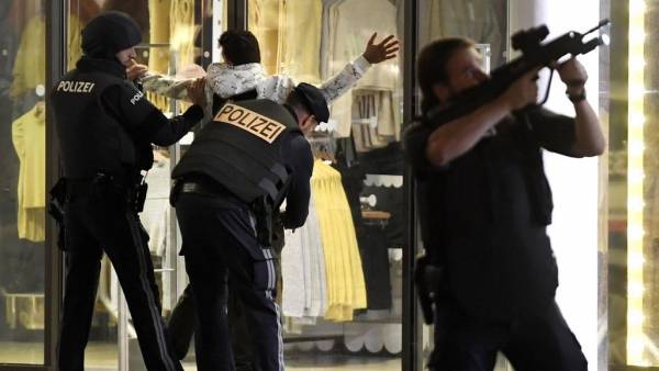 ISIS: Ανέλαβε την ευθύνη για την τρομοκρατική επίθεση στη Βιέννη