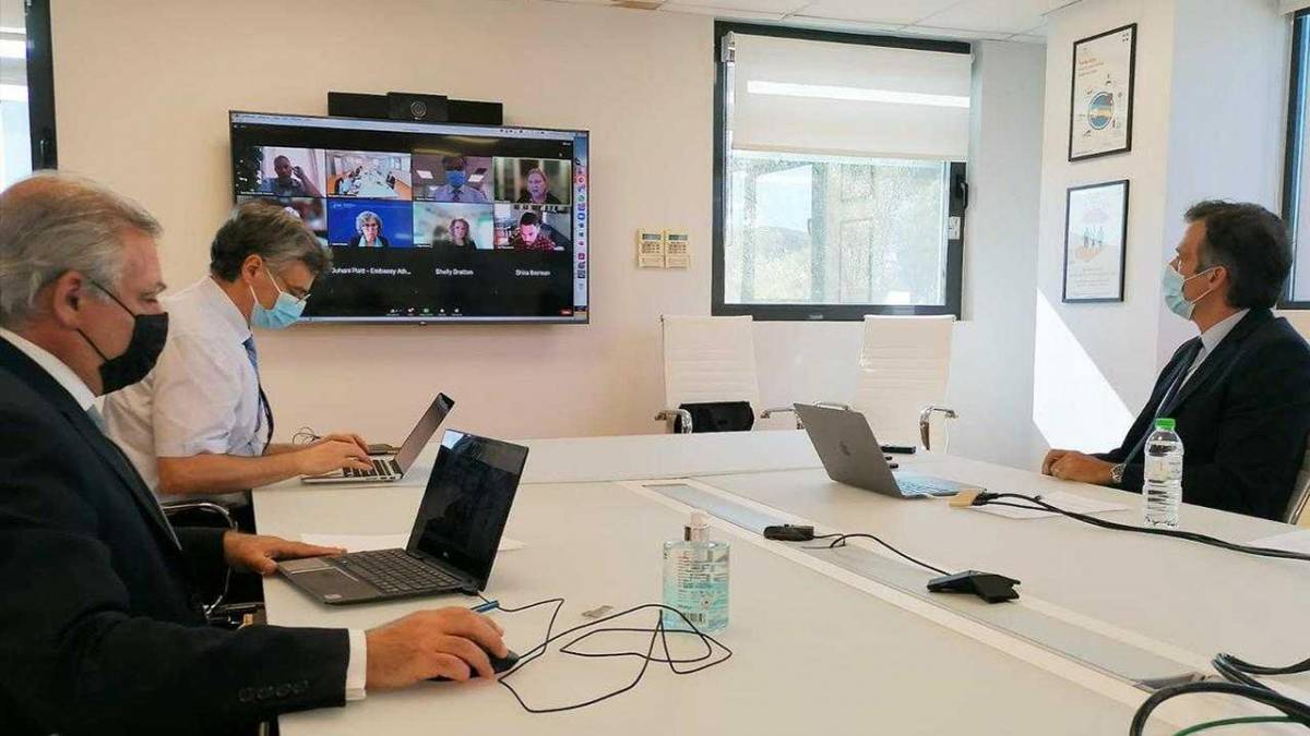Τηλεδιάσκεψη ΕΟΔΥ με ειδικούς επιστήμονες του αμερικανικού CDC