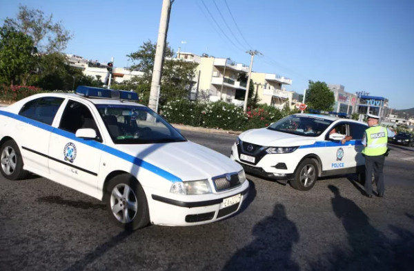 Σύλληψη 55χρονου στο Ελευθέριος Βενιζέλος με ναρκωτικά κρυμμένα σε γαρίδες