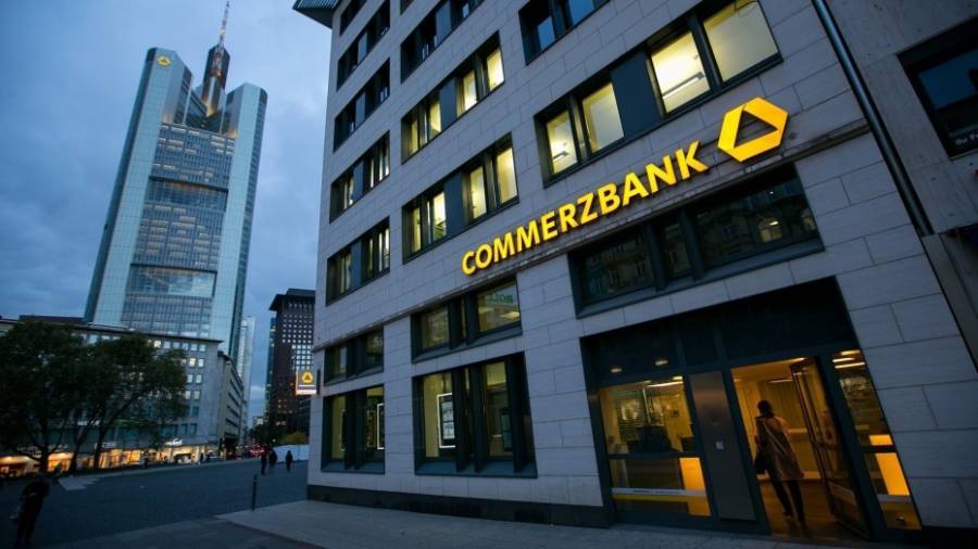 Commerzbank: Συγχώνευση με την Comdirect μετά την αποτυχημένη προσπάθεια εξαγοράς