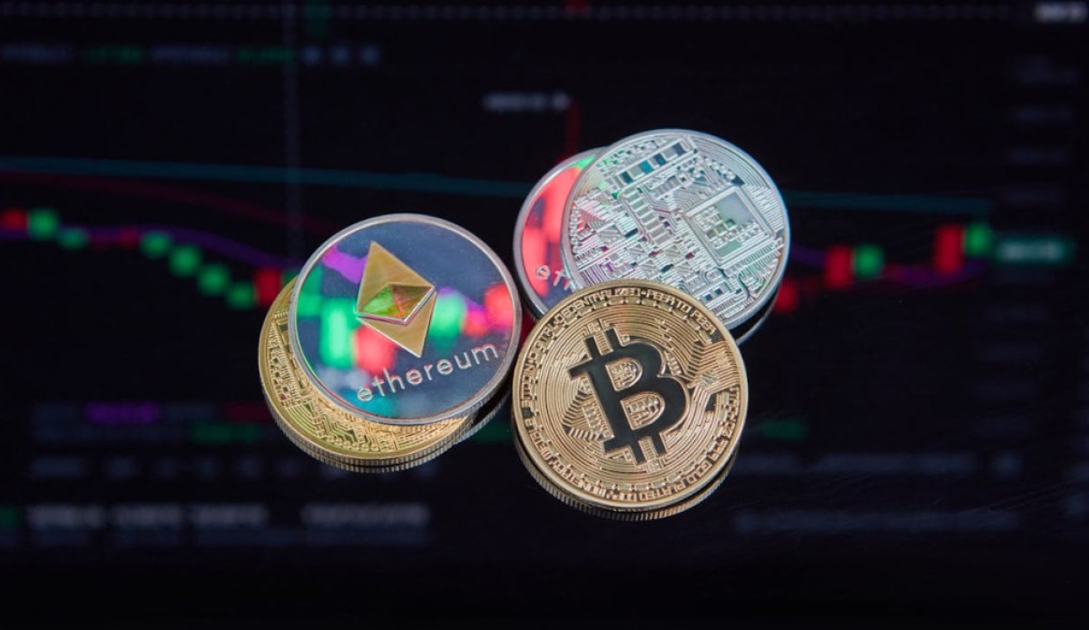 Κατρακυλάει η αγορά crypto καθώς ο Τραμπ κλιμακώνει τον εμπορικό πόλεμο ΗΠΑ-Κίνας - Απώλειες $900 δισ.
