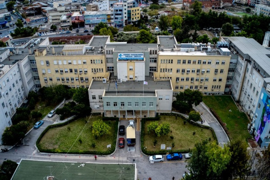 Τρεις πυρκαγιές μέσα σε 5 ώρες στο Γενικό Κρατικό Νίκαιας