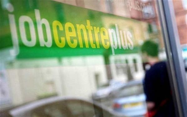 Βρετανία: Αμετάβλητο το ποσοστό της ανεργίας για τον Αύγουστο