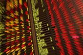 Η BoJ «ρίχνει» τα ασιατικά χρηματιστήρια