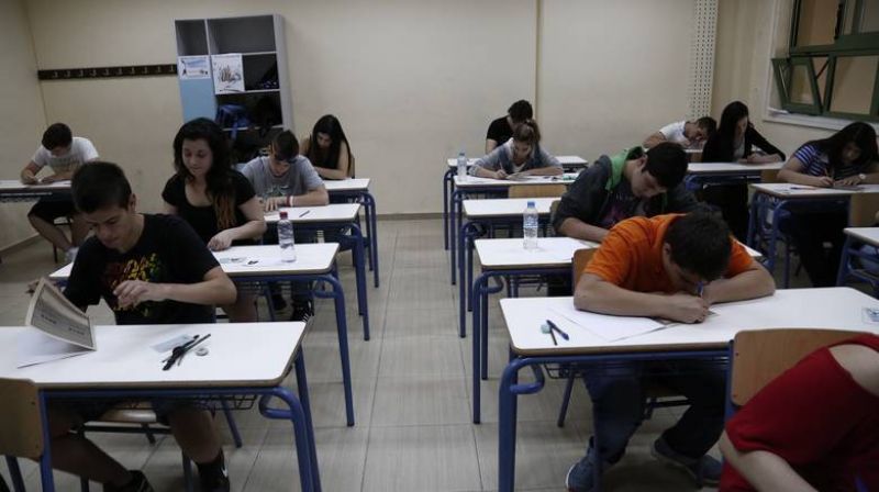 Διαθέσιμα από σήμερα τα μηχανογραφικά για τις πανελλαδικές εξετάσεις