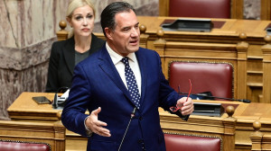 Σφοδρή σύγκρουση στη Βουλή για τα ΕΛΤΑ - Γεωργιάδης: «Καμία συνωμοσία, καμία κλίκα»