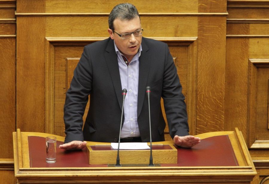Φάμελλος: Απαράδεκτη καθυστέρηση της συζήτησης για την ακρίβεια στο ρεύμα