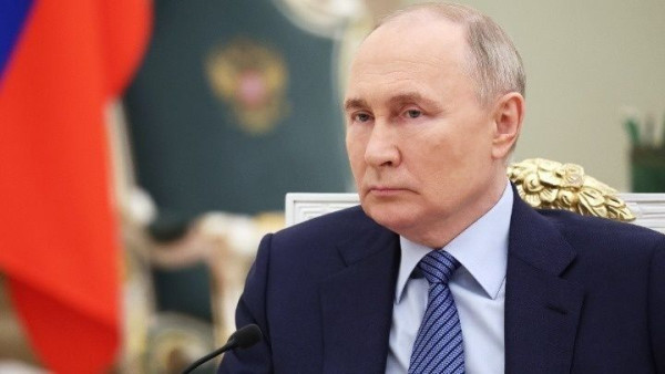Πούτιν-Μοχμπέρ: Στόχος η περαιτέρω ρωσοϊρανική επικοινωνία