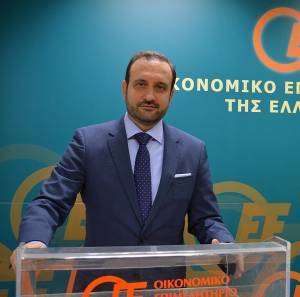 Κόλλιας: Στη σωστή κατεύθυνση τα μέτρα Μητσοτάκη