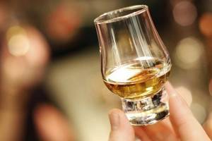 Ελληνικά Αποστάγματα-Ποτά: Εξαγωγές 75 εκατομμυρίων το 2018-Ο ρόλος του τουρισμού